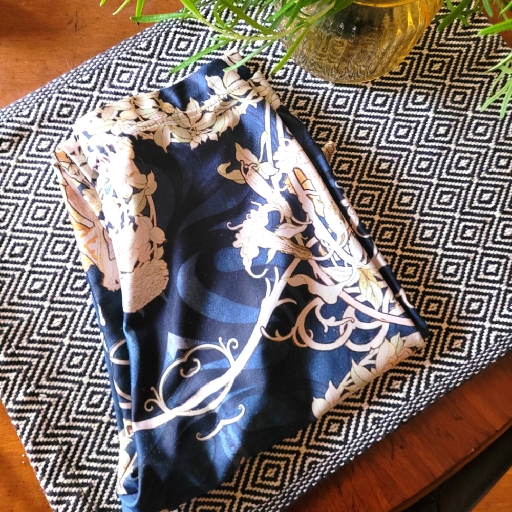 blackmilk luxury leggings / art nouveau